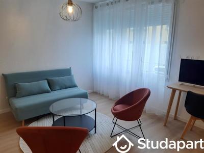 Chambre - 18 m² - 1 pièce