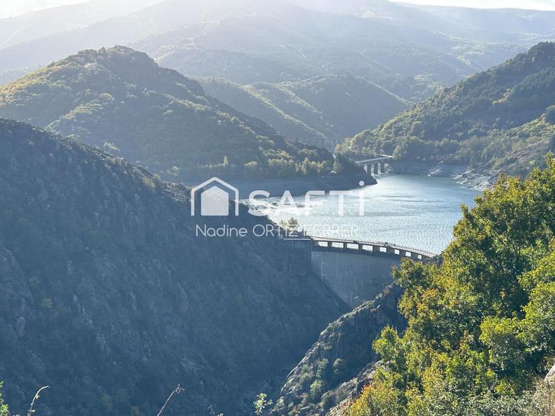 Maison - 700 m² - 25 pièces