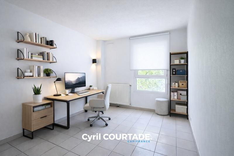 Appartement - 101 m² - 4 pièces