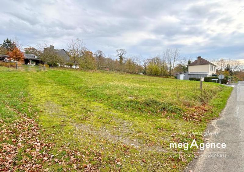 Terrain constructible - 1 109 m²