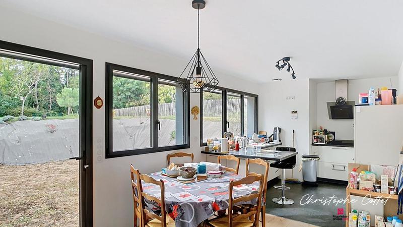 Maison - 142 m² - 4 pièces