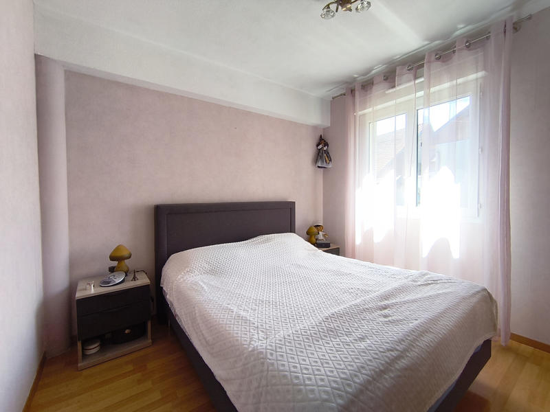 Maison - 99 m² - 6 pièces