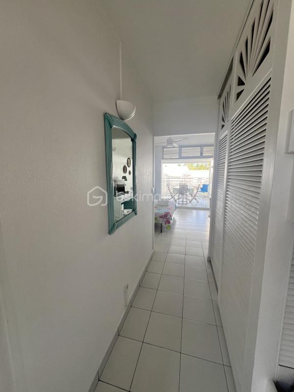 Studio - 25 m² - 2 pièces