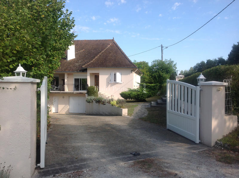 Villa - 172 m² - 7 pièces