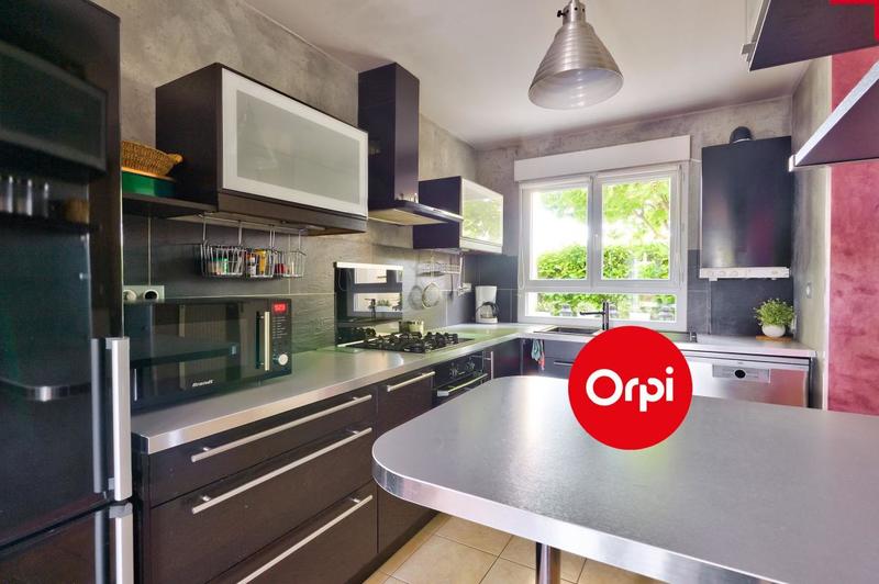 Maison - 104 m² - 4 pièces