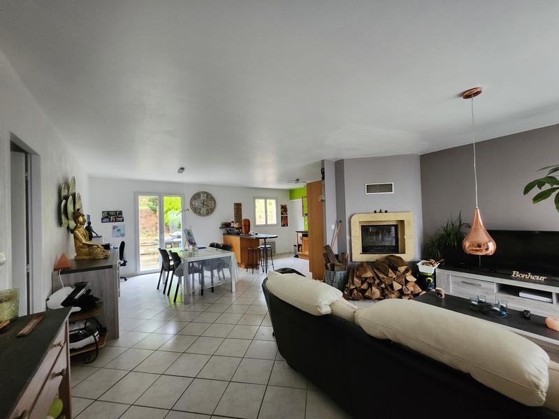 Maison - 91 m² - 5 pièces