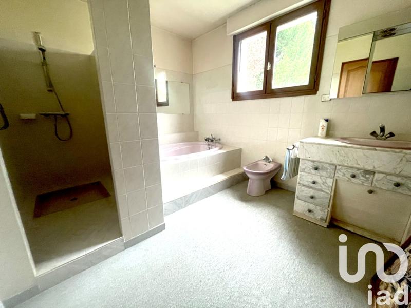 Maison de maîtres - 160 m² - 8 pièces