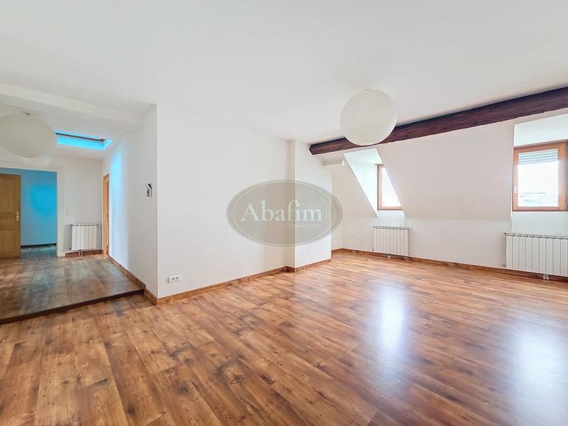 Appartement - 112 m² - 4 pièces