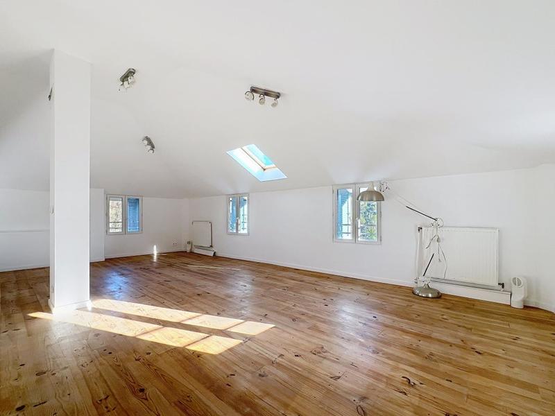 Maison - 165 m² - 6 pièces