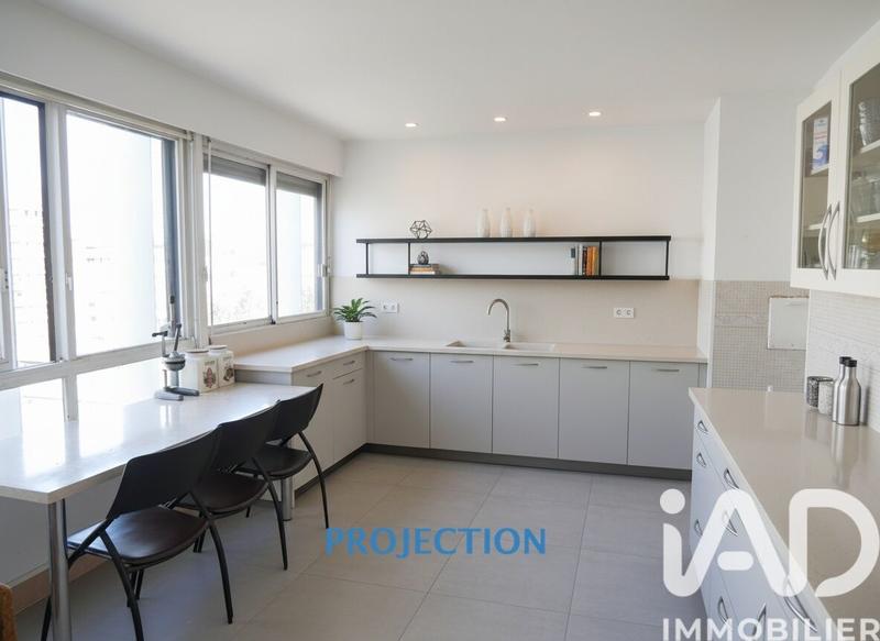 Appartement - 105 m² - 5 pièces