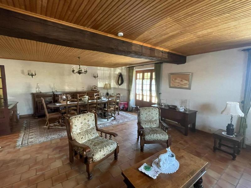 Maison - 147 m² - 4 pièces
