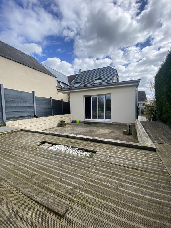 Maison - 106 m² - 5 pièces