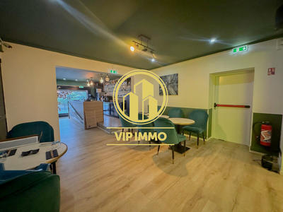 Local commercial - 152 m²