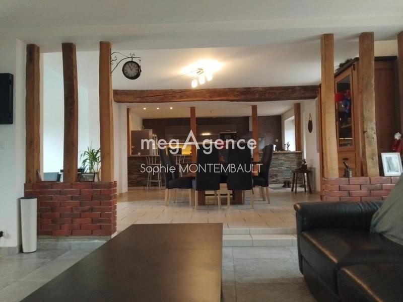 Maison traditionnelle - 133 m² - 4 pièces