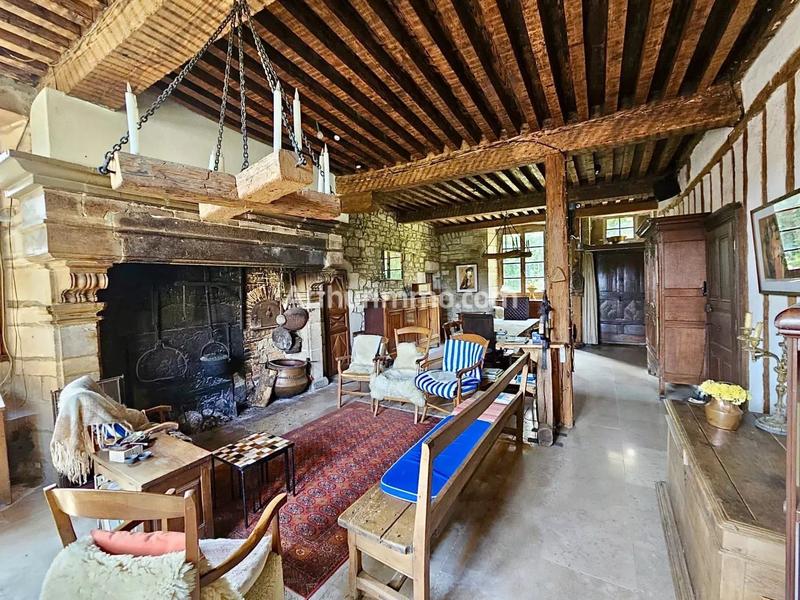 Maison - 273 m² - 11 pièces