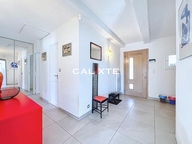 Maison - 98 m² - 4 pièces