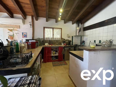 Maison - 288 m² - 11 pièces