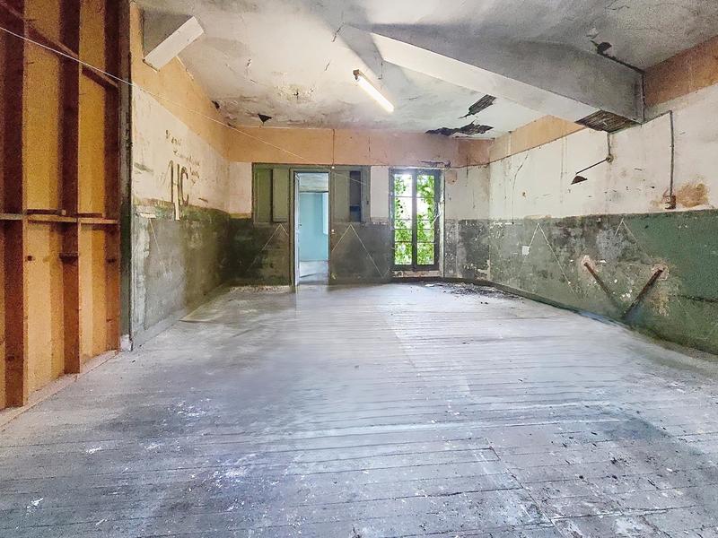 Maison - 290 m² - 11 pièces