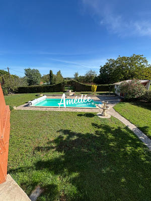 Maison traditionnelle - 193 m² - 6 pièces