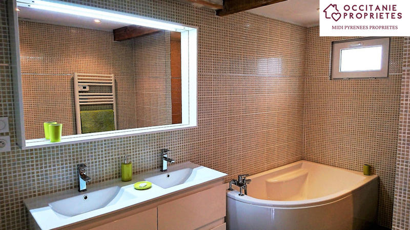 Villa - 269 m² - 13 pièces