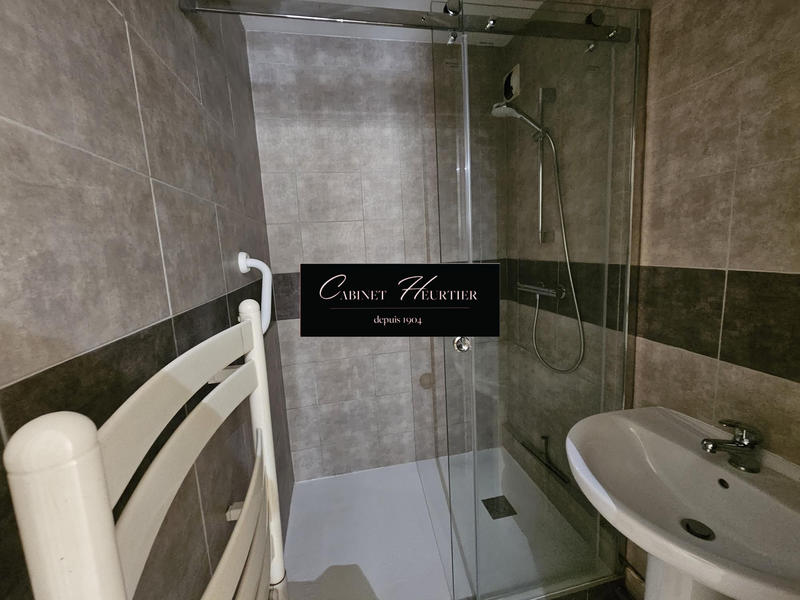 Appartement - 110 m² - 5 pièces