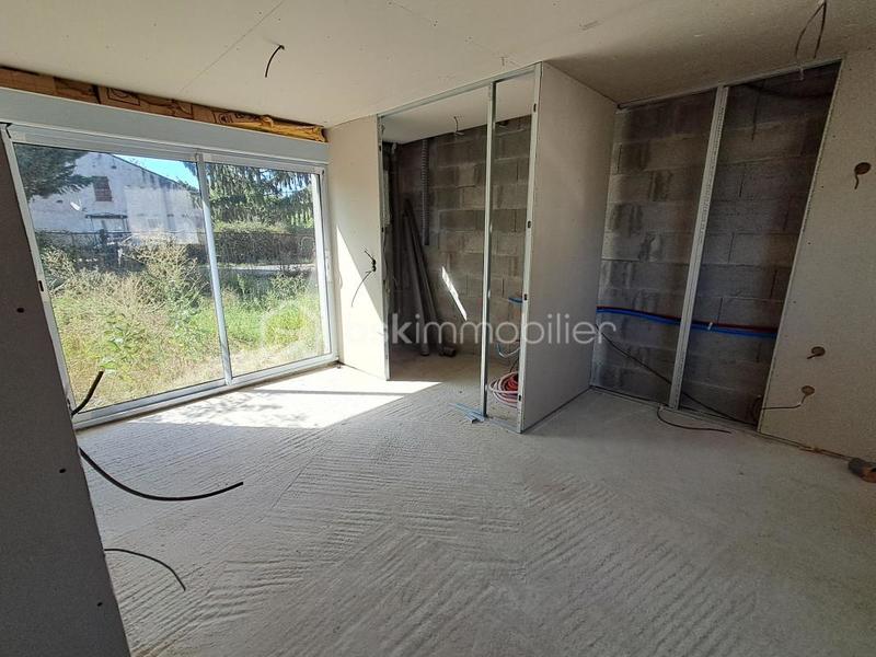 Demeure - 300 m² - 12 pièces