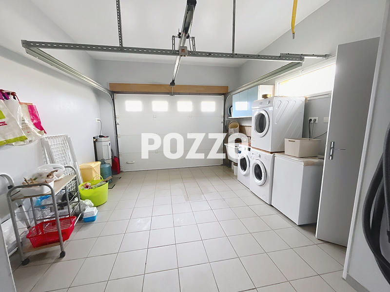 Maison - 95 m² - 5 pièces