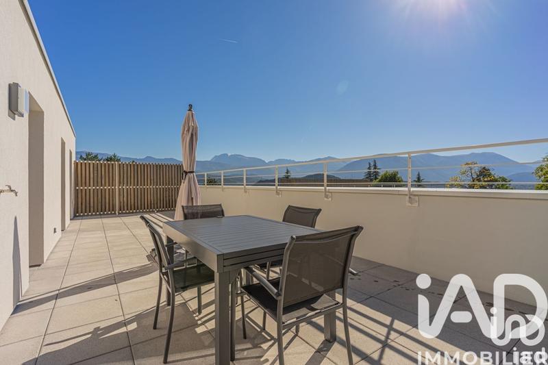 Appartement - 87 m² - 4 pièces