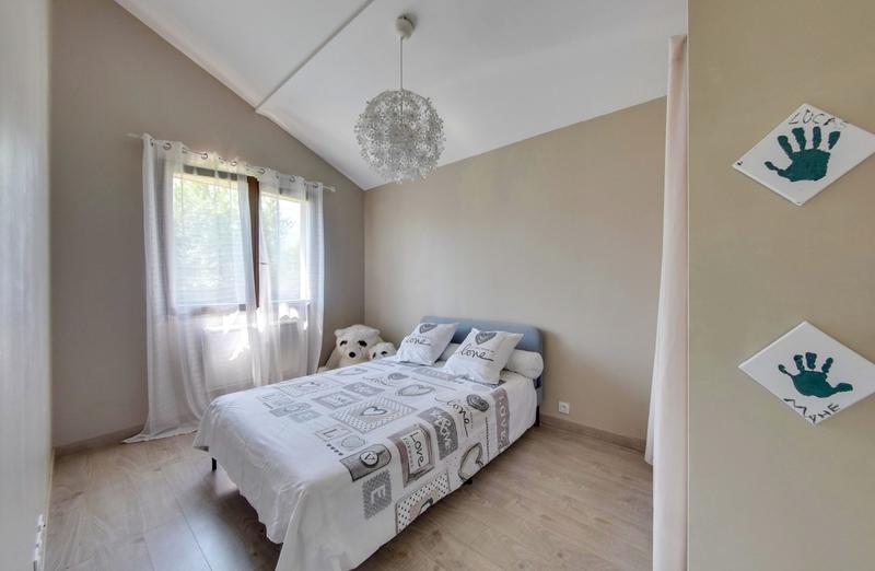 Maison - 161 m² - 6 pièces