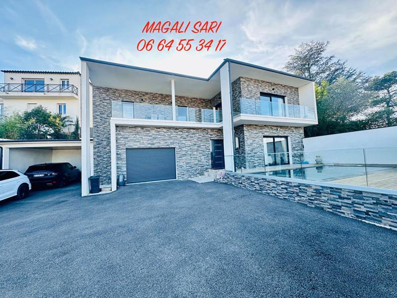 Villa - 150 m² - 7 pièces