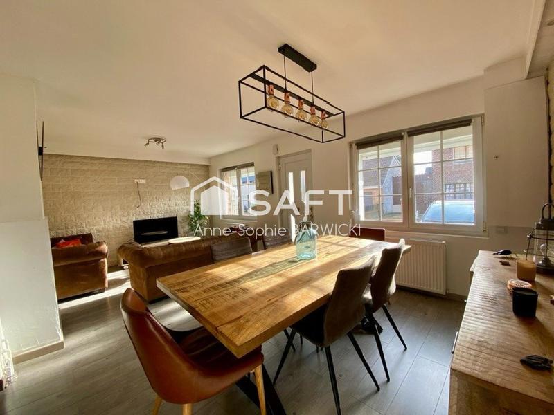 Maison - 90 m² - 5 pièces