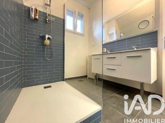 Maison - 122 m² - 6 pièces