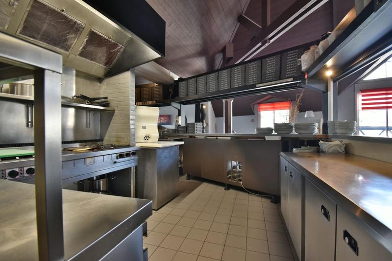 Fonds de commerce - Hôtellerie / Restauration - 374 m²