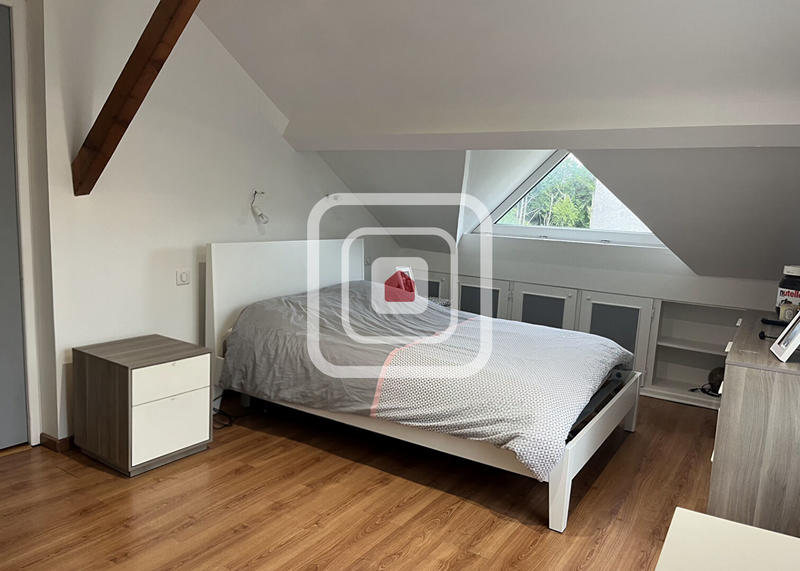 Maison - 141 m² - 6 pièces