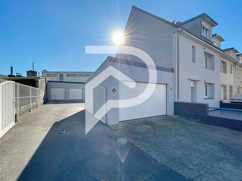 Maison - 150 m² - 5 pièces