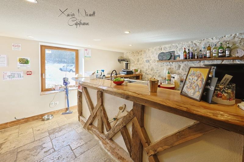 Propriété - 560 m² - 15 pièces