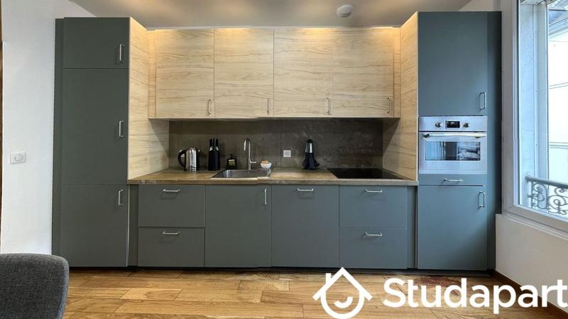 Chambre - 95 m² - 1 pièce