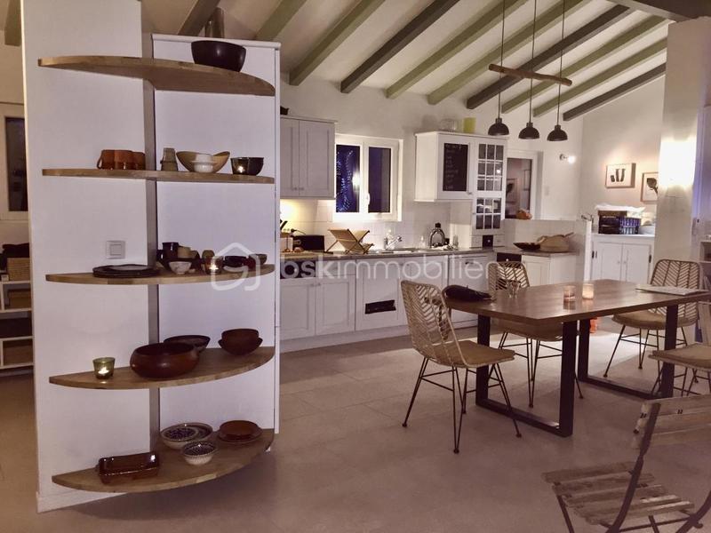 Mas - 130 m² - 5 pièces