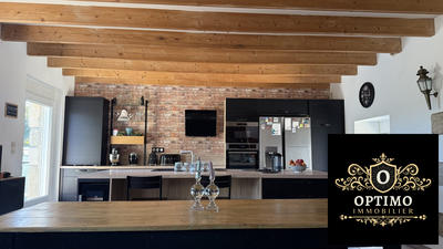 Maison - 167 m² - 7 pièces