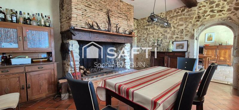 Maison - 364 m² - 7 pièces