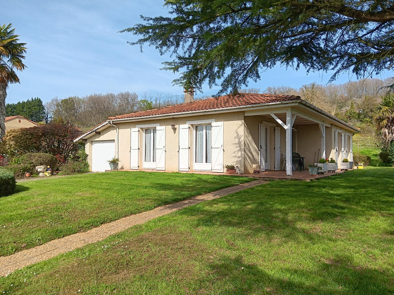 Maison - 106 m² - 4 pièces