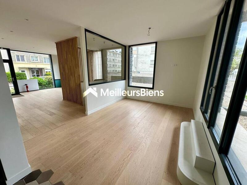 Local commercial - 113 m²