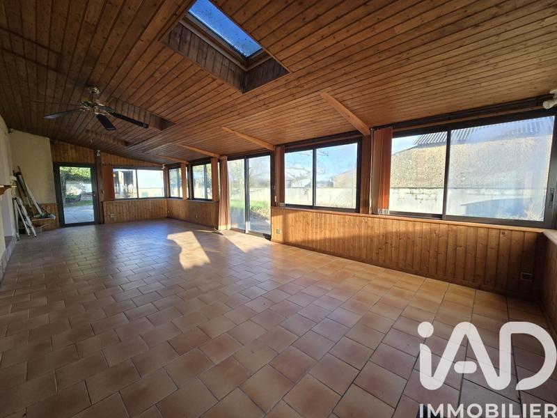 Maison - 99 m² - 5 pièces