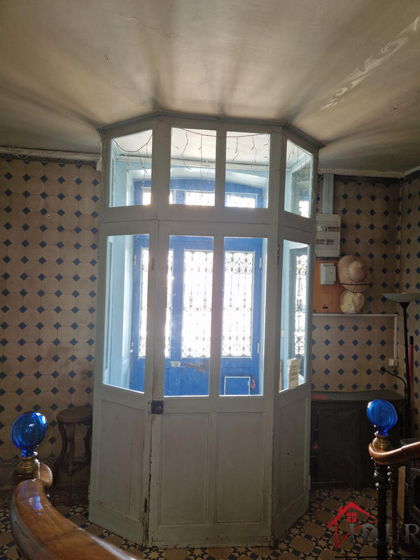 Maison - 211 m² - 7 pièces