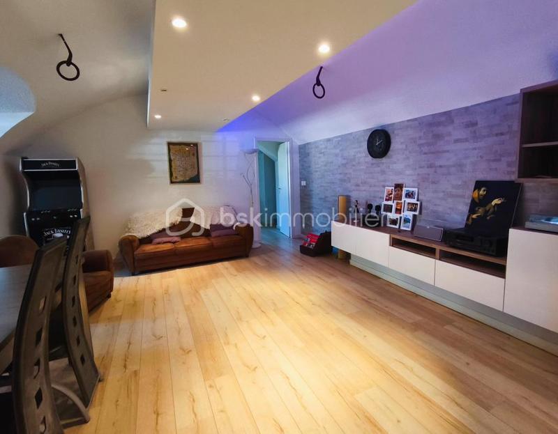 Appartement - 61 m² - 2 pièces