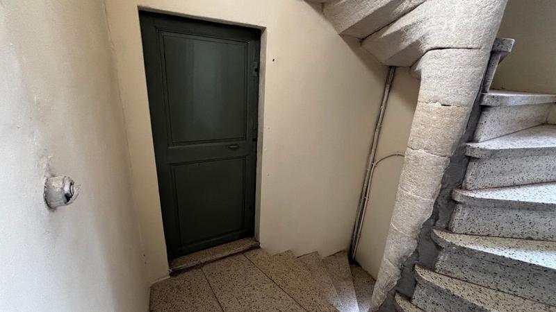 Studio - 14 m² - 2 pièces