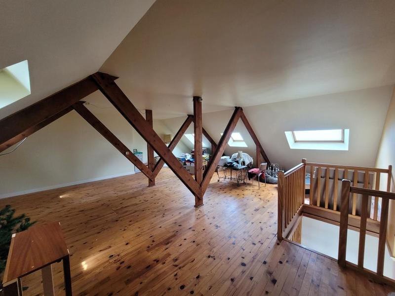 Maison - 166 m² - 5 pièces