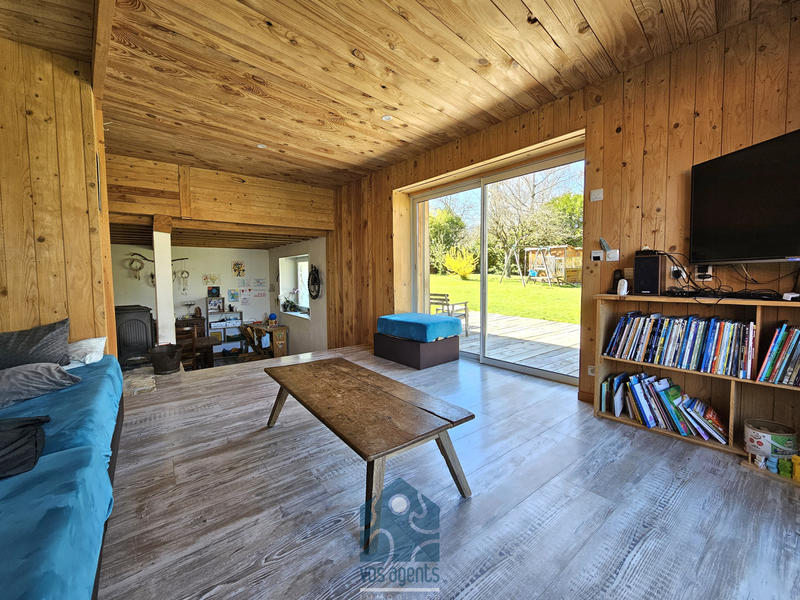 Villa - 258 m² - 8 pièces