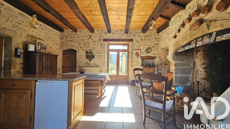 Château - 370 m² - 10 pièces