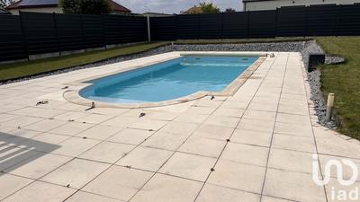 Maison - 143 m² - 8 pièces